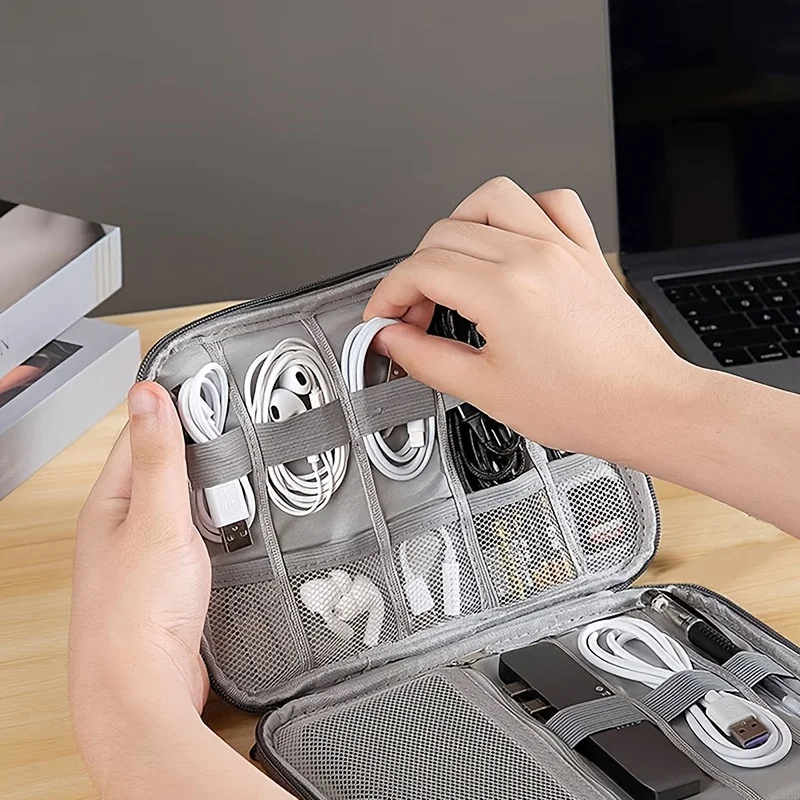กระเป๋าเก็บอุปกรณ์อิเล็กทรอนิก - Tech Accessories Travel Case บทวิจารณ์และราคา
